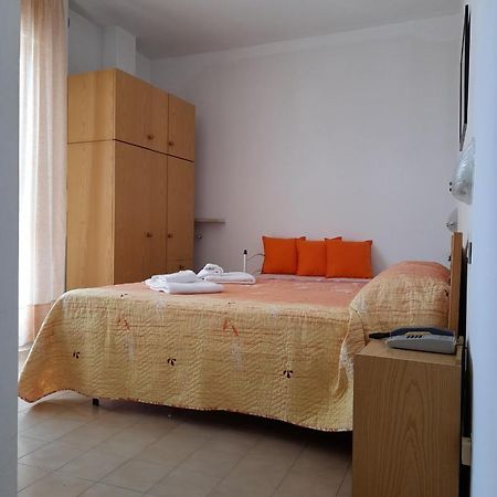 Hotel Usa Римини Экстерьер фото
